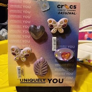 Jibbitz Crocs Charms Purple Butterfly Heart Leaf Gem Set